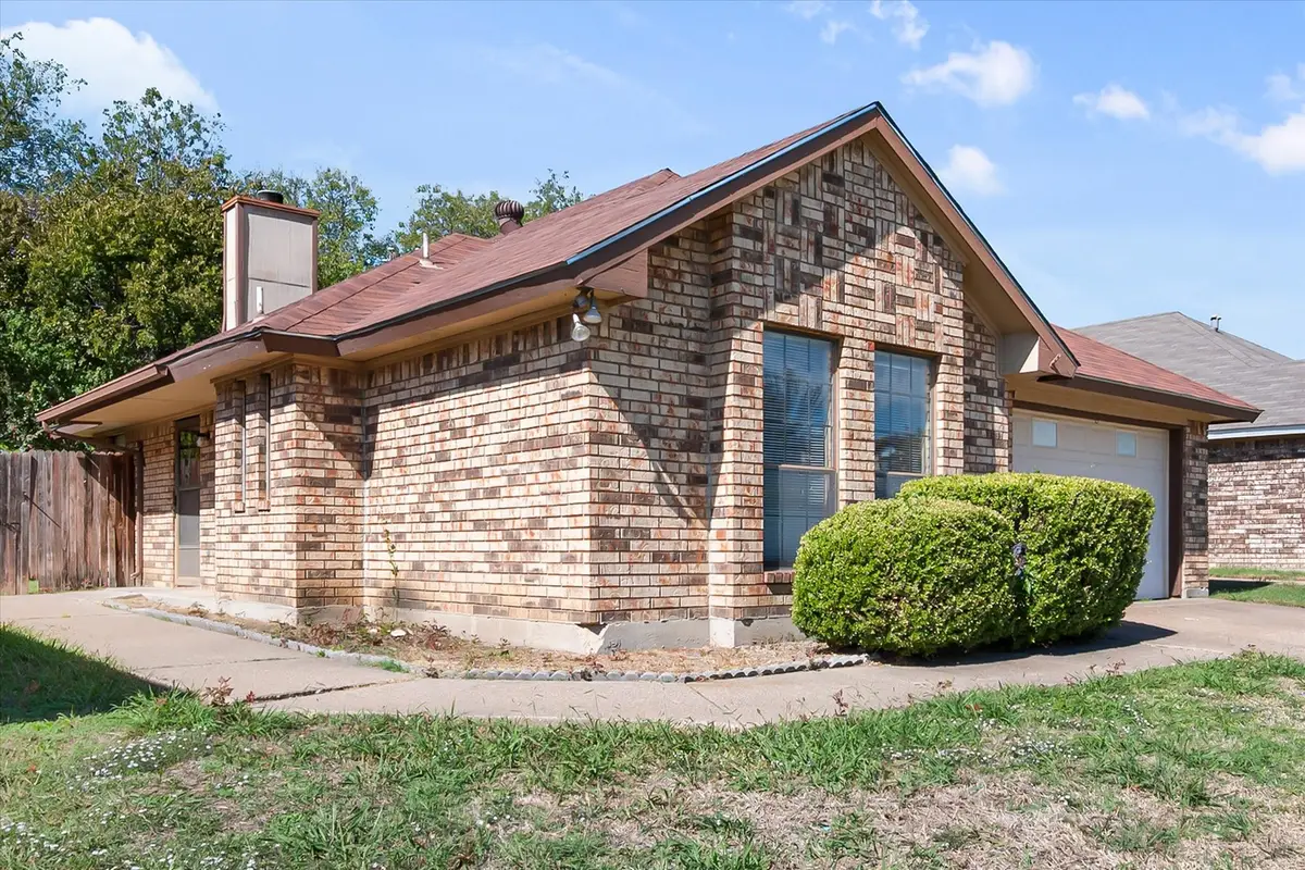 5606 Congressional Drive, Arlington, TX 76018 - #1
