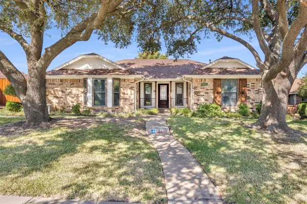 1025 Brownfield Drive, Mesquite, TX 75150