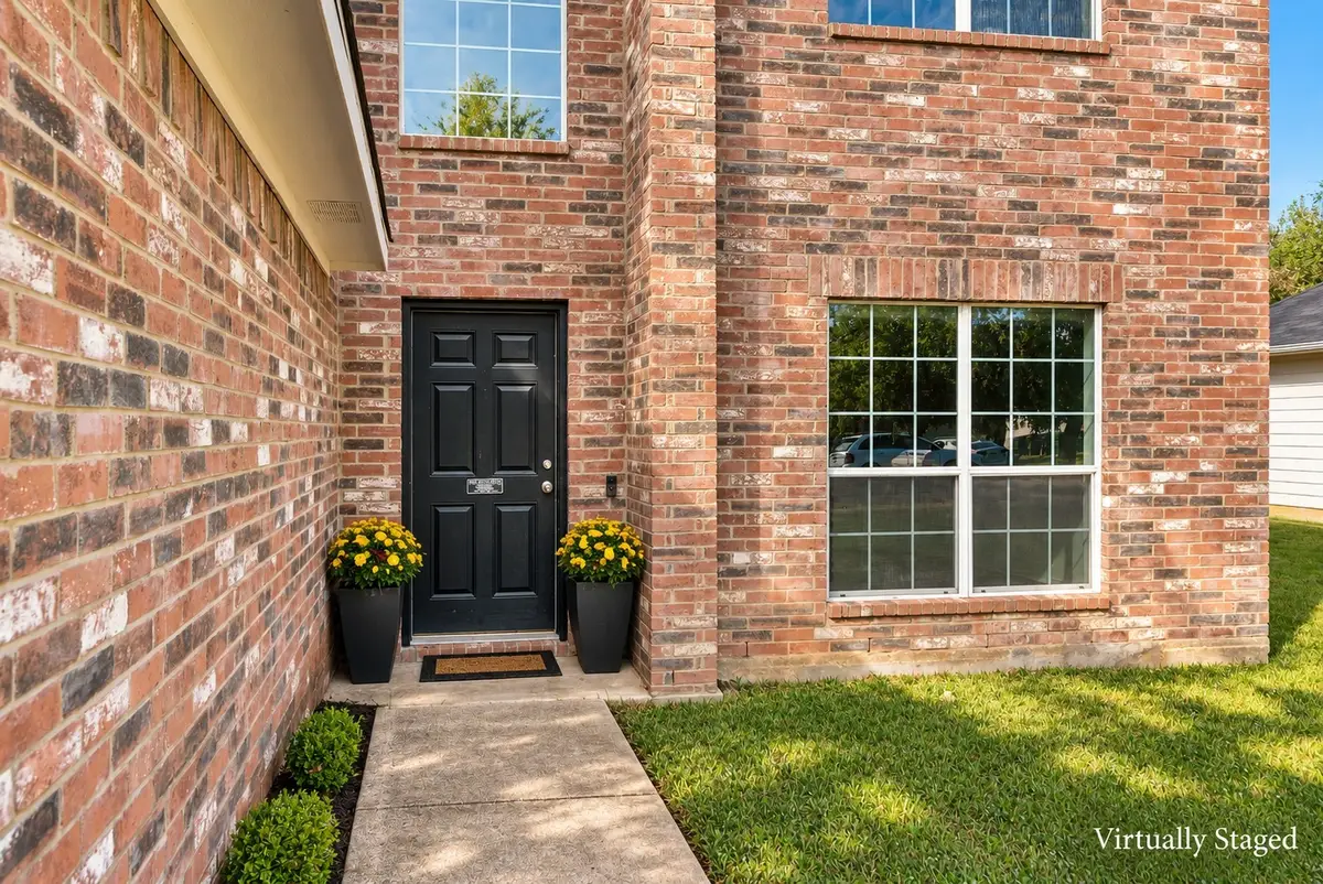 905 Chase Lane, Denton, TX 76209 - #1