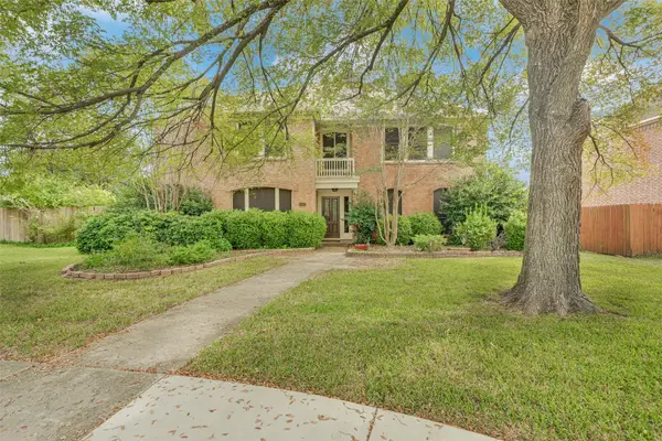 2107 Woodbury Place, Richardson, TX 75082