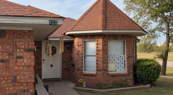 408 Avenue D, Ennis, TX 75119
