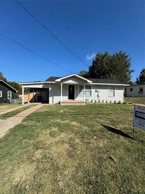 203 W Haning Street, Howe, TX 75459