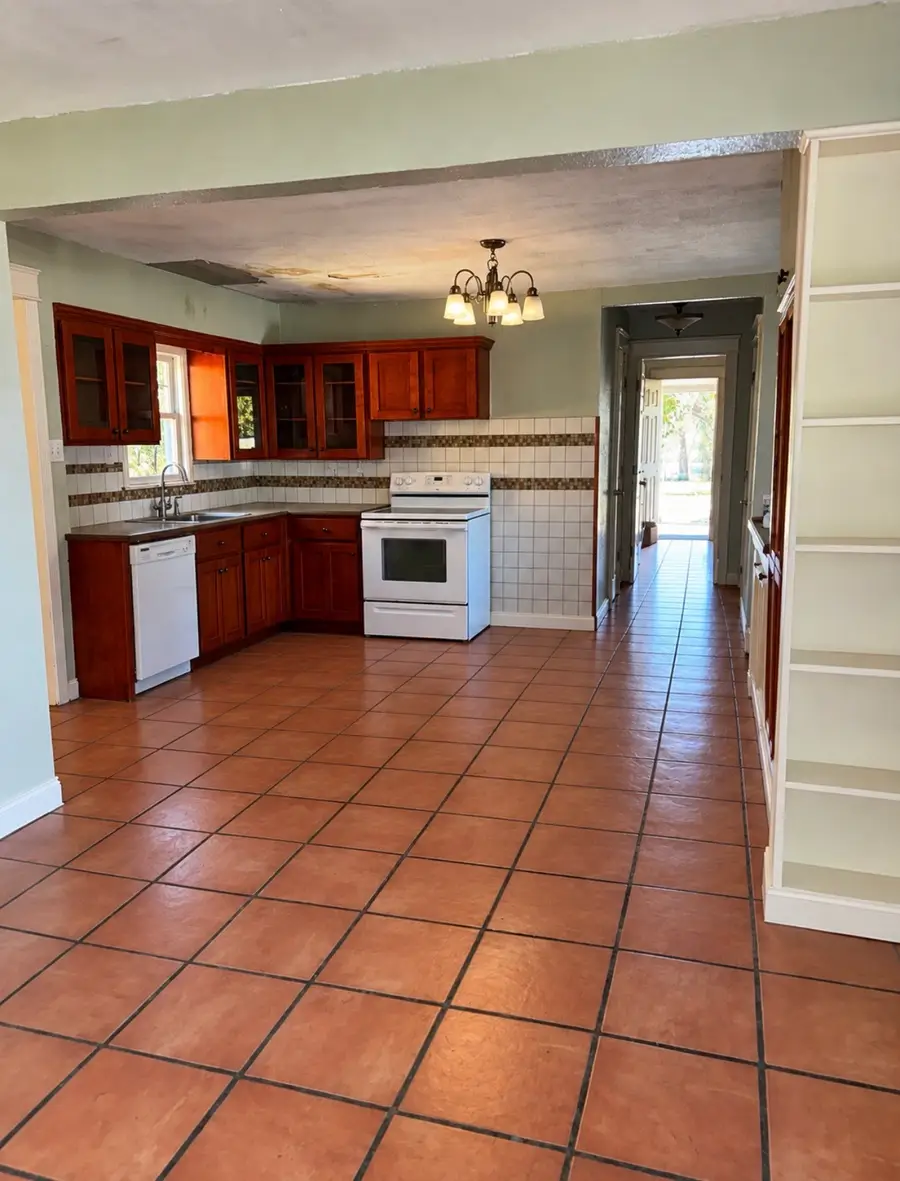 123 Main Street, Blanket, TX 76432 - #2