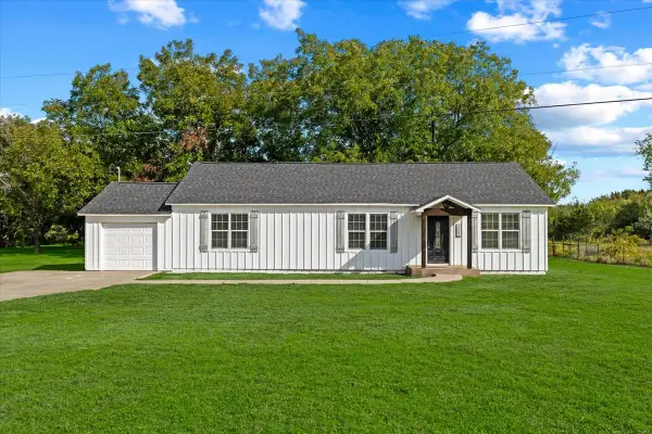 2005 Newport Road, Weatherford, TX 76086
