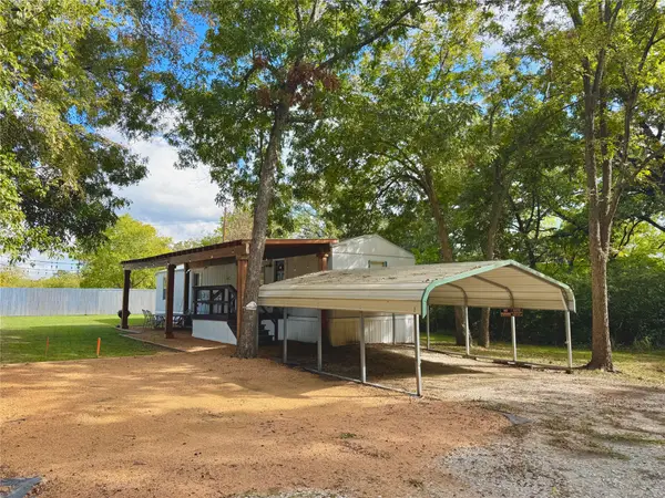 96 Choctaw Drive, Gordonville, TX 76245