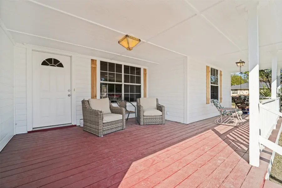 415 S Bell Street, Royse City, TX 75189 - #3