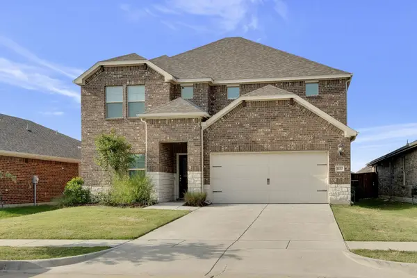 1632 Gold Mine Trail, Aubrey, TX 76227
