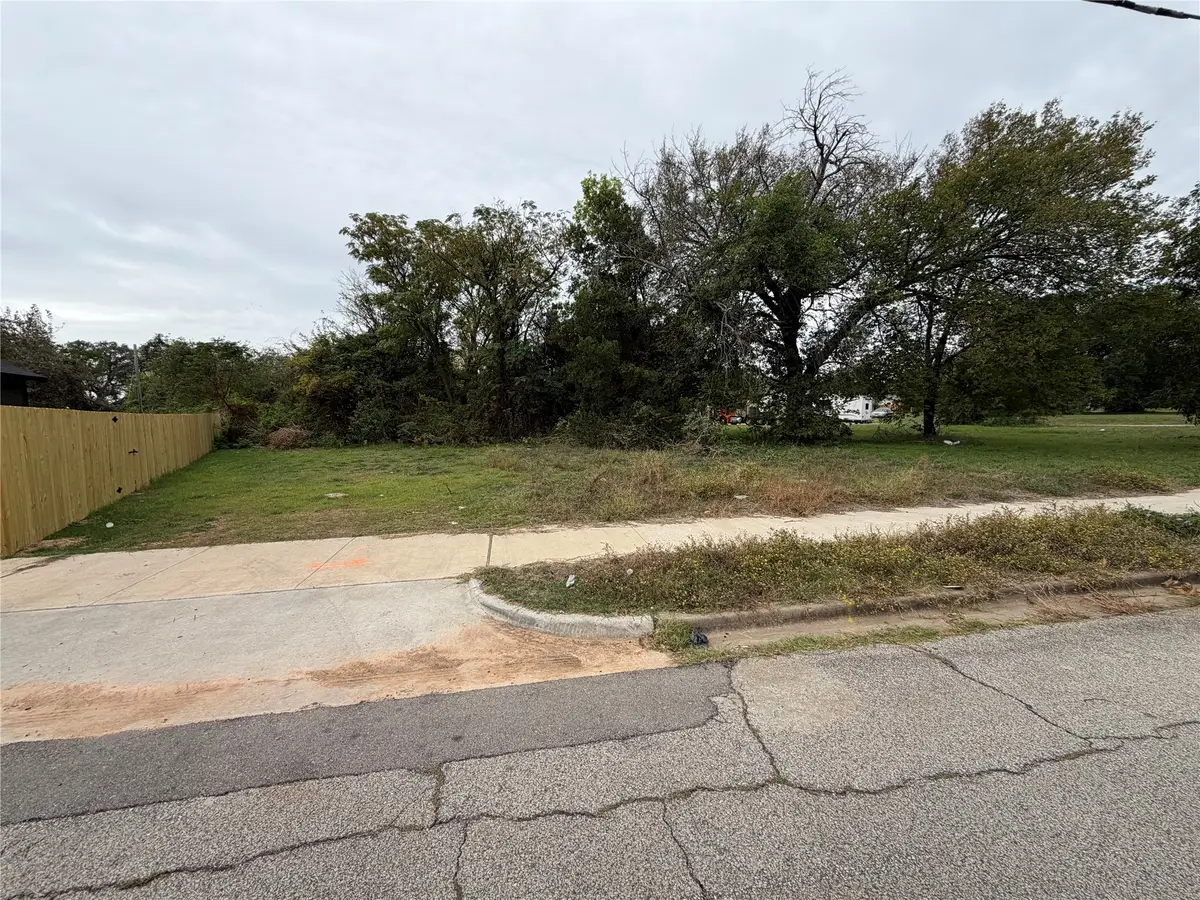 316 Clifton Street, Waco, TX 76704 - #1