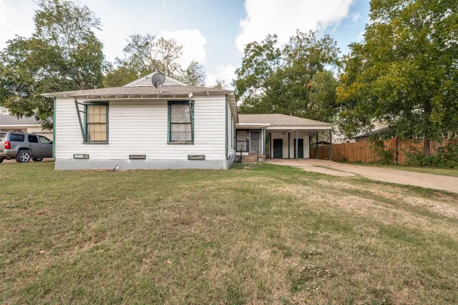 215 22nd Street, Grand Prairie, TX 75050 - #2