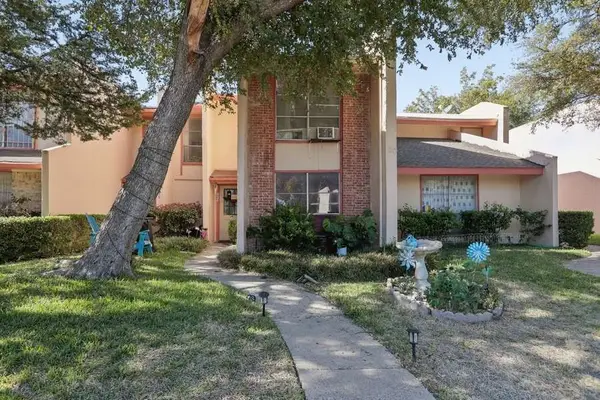 531 Arborview Drive, Garland, TX 75043