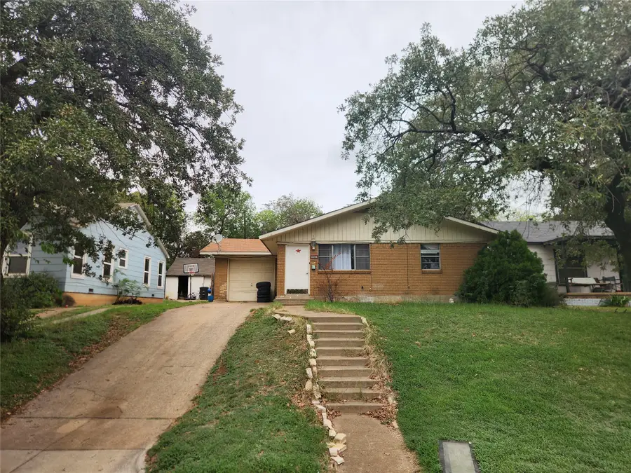 1116 Terrace Avenue, Fort Worth, TX 76164 - #2