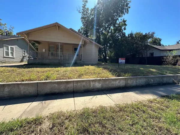 829 W Beddell Street, Fort Worth, TX 76115