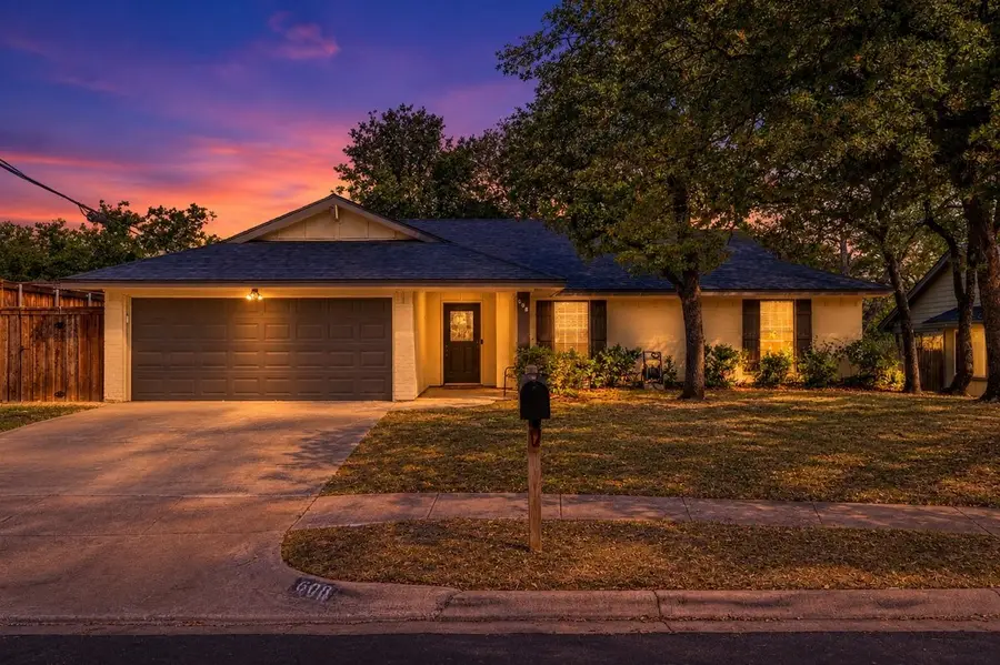 608 Ridgewood Circle, Hurst, TX 76054 - #2