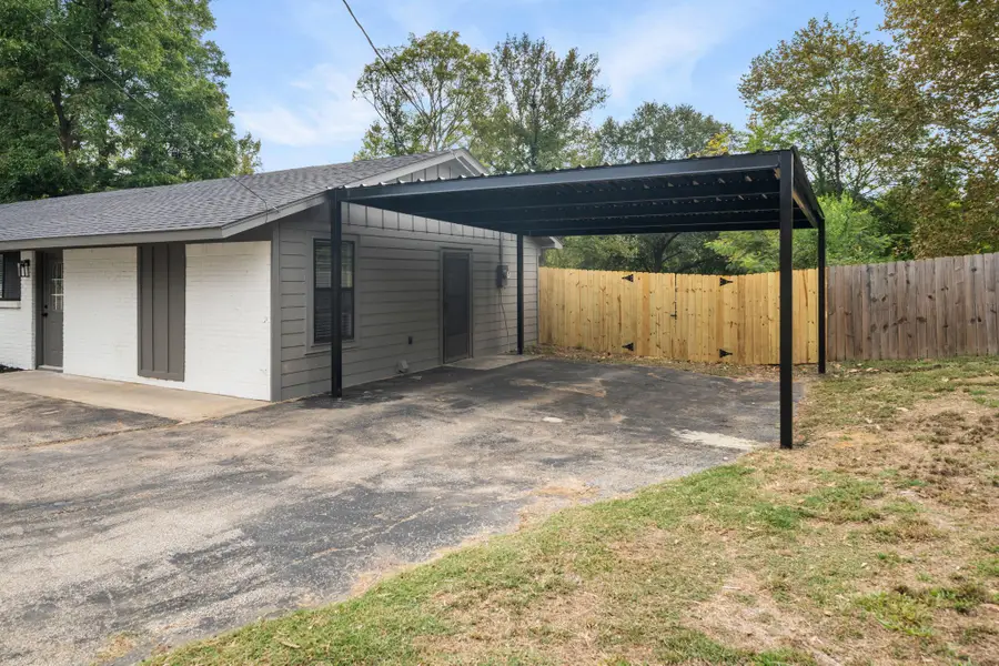 202 W Elm Creek Drive, Longview, TX 75605 - #2