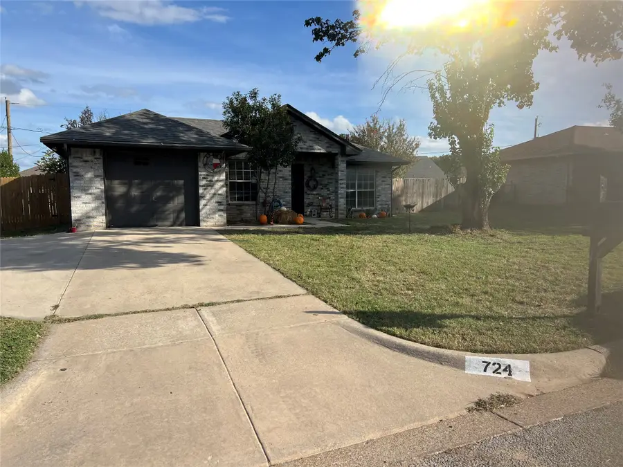 724 Oak Park Drive, Azle, TX 76020 - #2