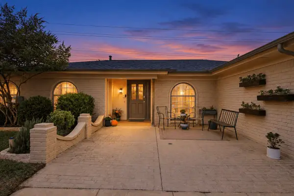 653 Lewis Drive, Hurst, TX 76054