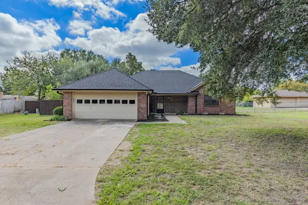 1307 Edna Street, Commerce, TX 75428