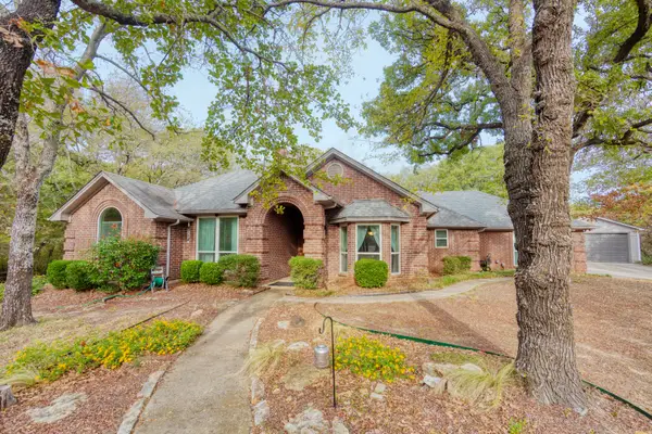 950 Emerald Sound Boulevard, Oak Point, TX 75068
