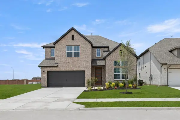 17205 Musial Court, Justin, TX 76247