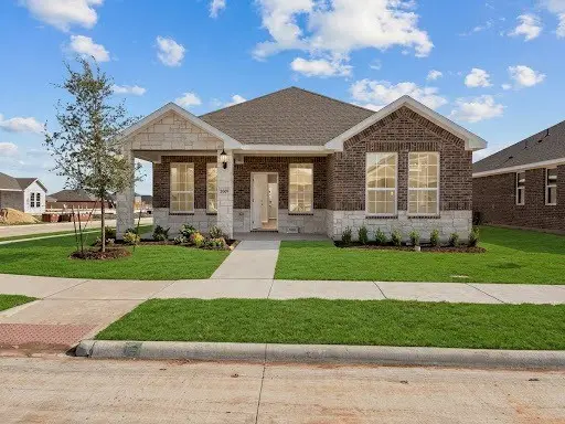 1509 Grimmauld Place, Waxahachie, TX 75165