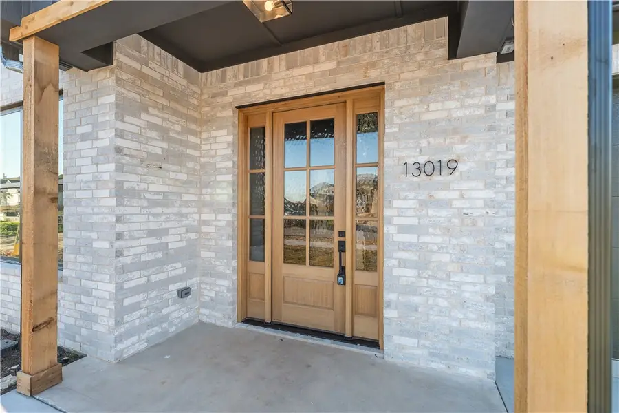 13019 Rainier Drive, Woodway, TX 76712 - Image #3