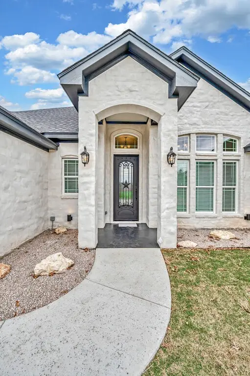 505 S Navajo Trail, McGregor, TX 76657 - Image #3