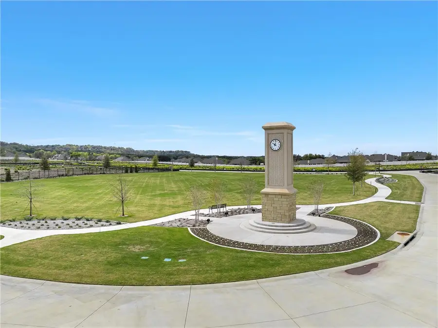 61 Pinehurst Drive, Woodway, TX 76712 - Image #2