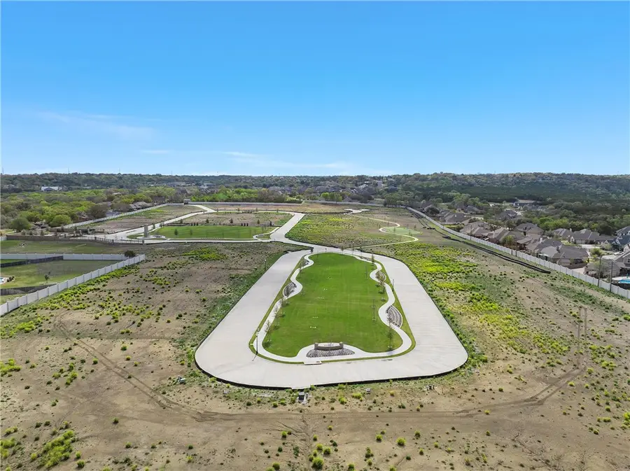 9 Pinehurst Drive, Woodway, TX 76712 - Image #2