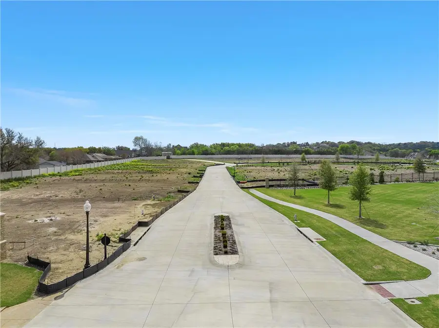 57 Pinehurst Drive, Woodway, TX 76712 - Image #3