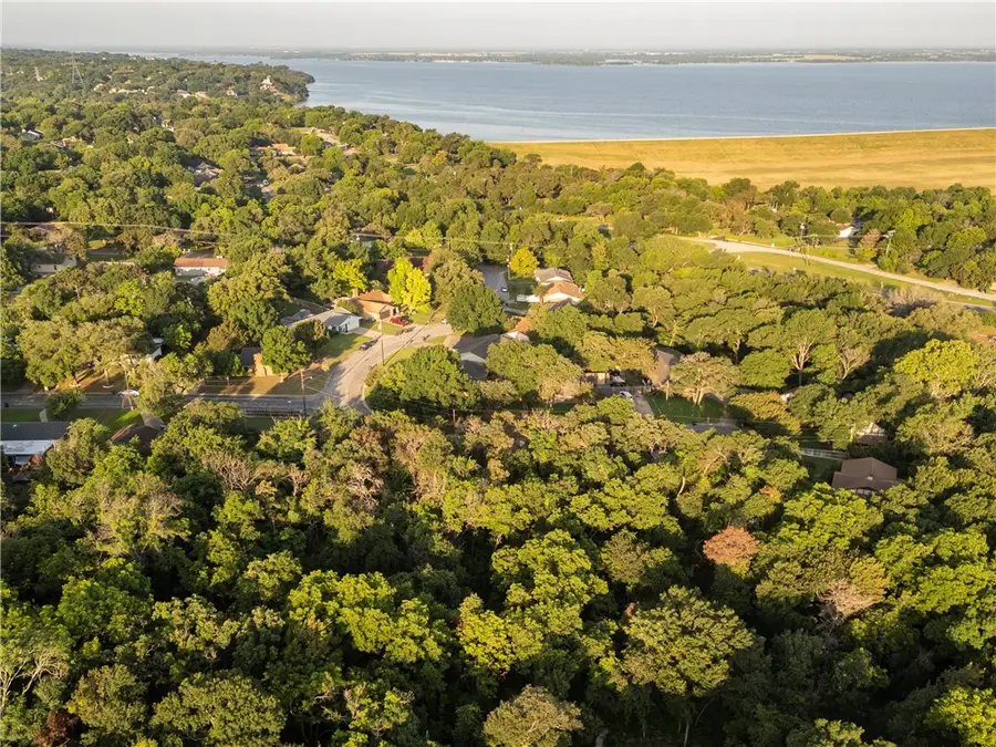 2918 Maple Hill Circle, Waco, TX 76708 - Image #3