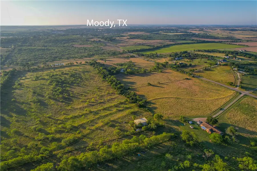 8212 Eddy-gatesville Parkway, Moody, TX 76557 - Image #3
