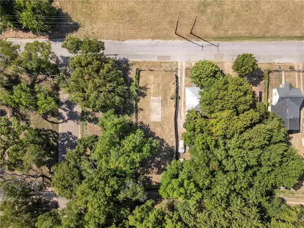 1003 E Clay Street, Waco, TX 76704