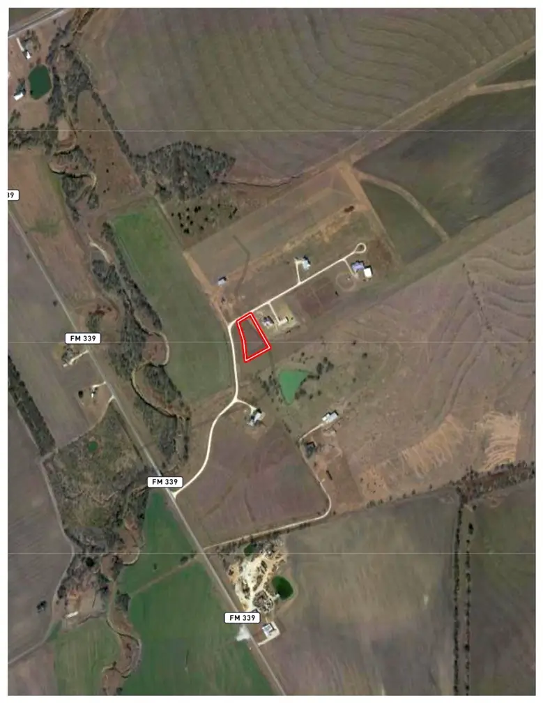 000 Mockingbird Drive, Mount Calm, TX 76673 - Image #2