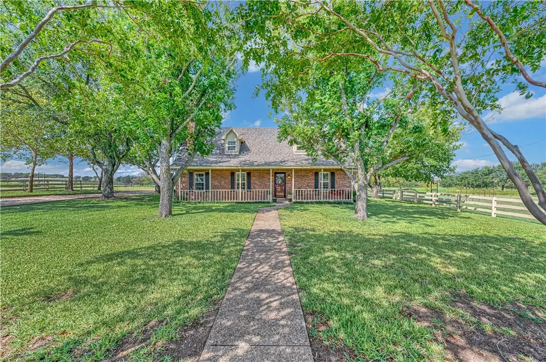 443 Rost Road, McGregor, TX 76657 - Image #1