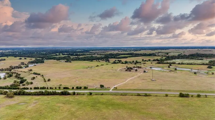 2854 Hwy 320, Lott, TX 76656 - Image #3