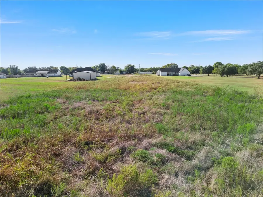 1909 Jackson Lane, China Spring, TX 76633 - Image #2