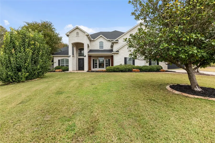295 Settlers Creek Trail, Woodway, TX 76712 - Image #3