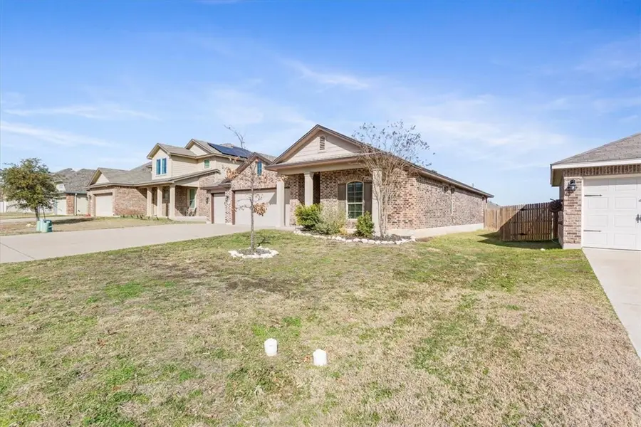 2820 Keathley Drive, Lorena, TX 76655 - Image #3