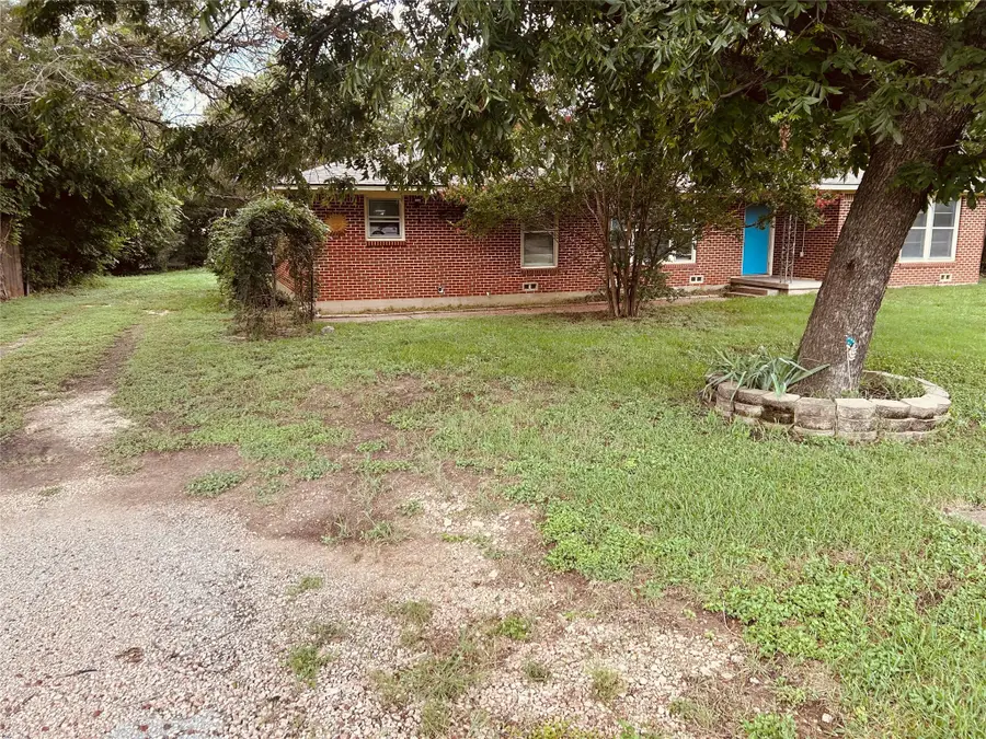 511 N Robinson Drive, Robinson, TX 76706 - Image #2