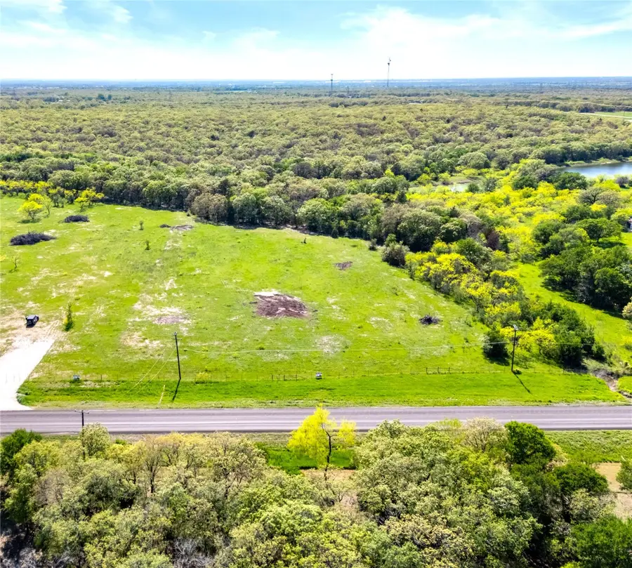 1879 Longhorn Parkway, Axtell, TX 76624 - Image #3