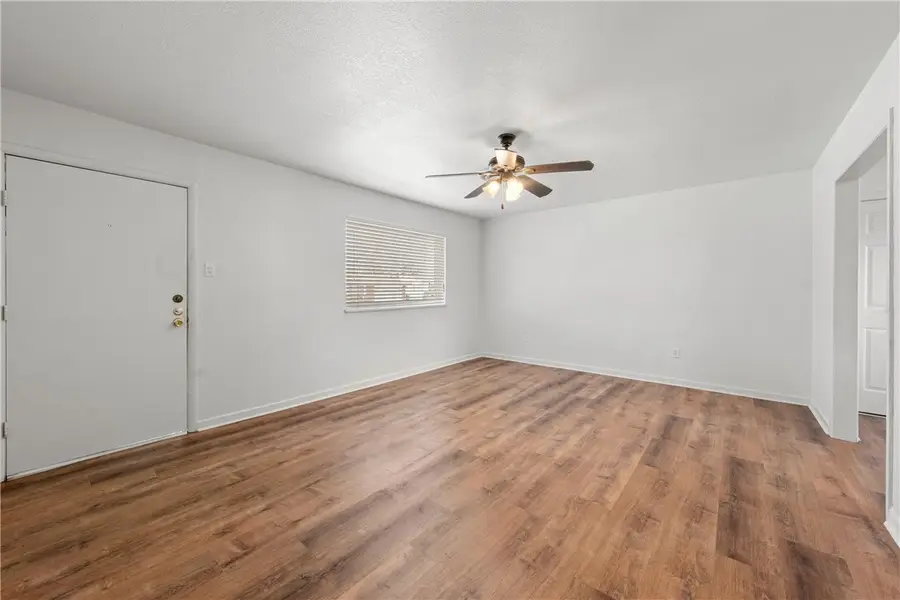 705 N Scarlett Lane, Waco, TX 76705 - Image #3