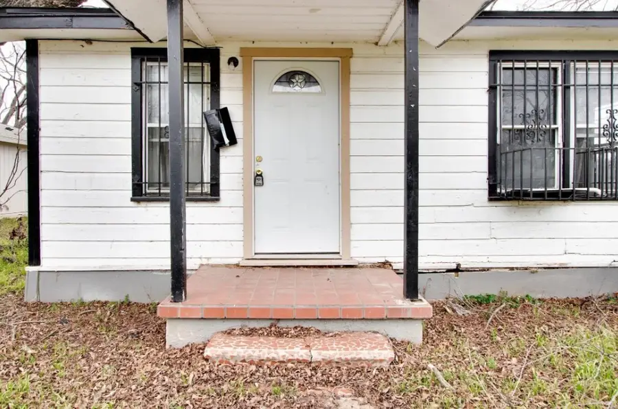 1001 Calhoun Avenue, Waco, TX 76704 - Image #2