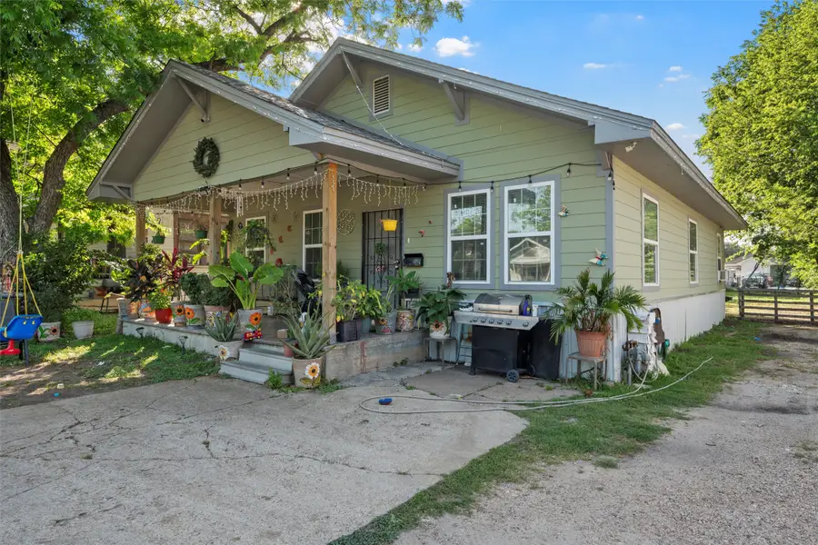 1615 Mitchell Avenue, Waco, TX 76708 - Image #2