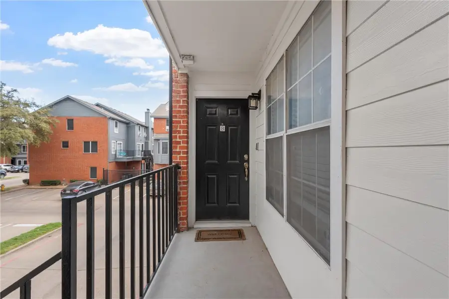 600 Bagby Avenue #6B, Waco, TX 76706 - Image #2