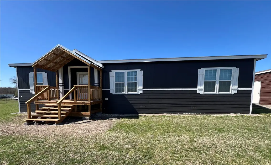 161 Meadowview Lane, Hubbard, TX 76648 - Image #1