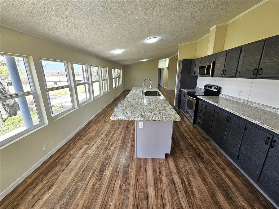 102 Lcr 828, Donie, TX 75838 - Image #3