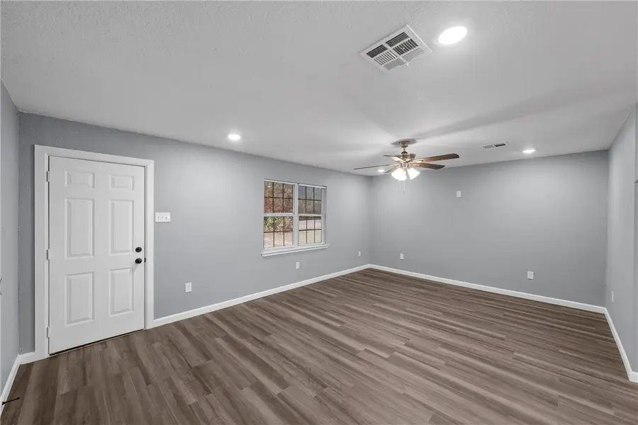 12932 Old Dallas Road, West, TX 76691 - Image #3