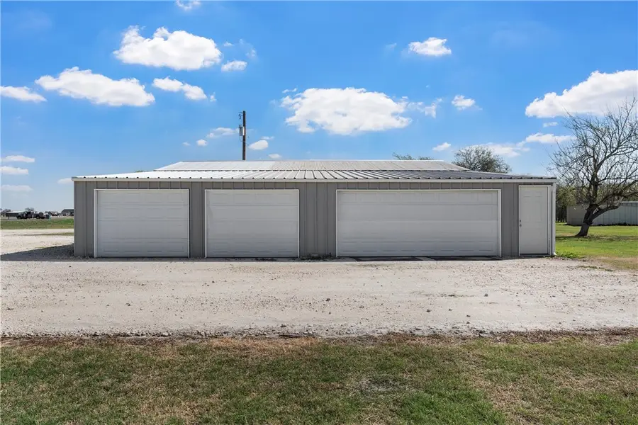 5730 Leroy Parkway, West, TX 76691 - #2