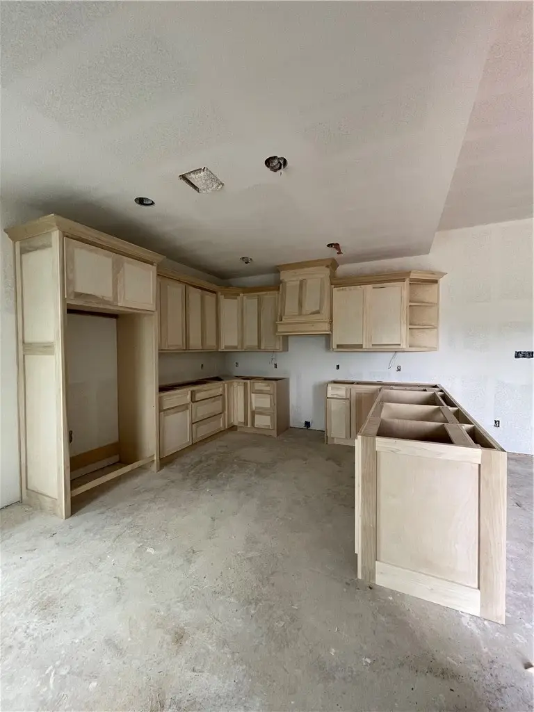 412 E Hunt Street, Bremond, TX 76629 - Image #2