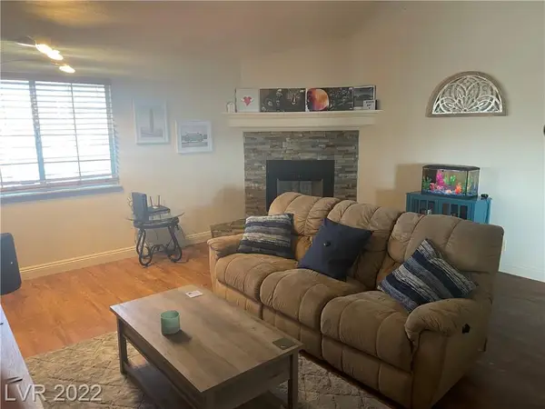 5861 Medallion Drive #202, Las Vegas, NV 89122